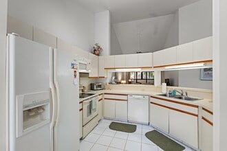 101 Sea Oats Dr in Juno Beach, FL - Building Photo - Building Photo