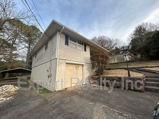 2249 4th Pl Cir NE in Center Point, AL - Building Photo - Building Photo