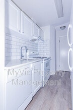 3007-3035 35 St NW in Edmonton, AB - Building Photo - Building Photo