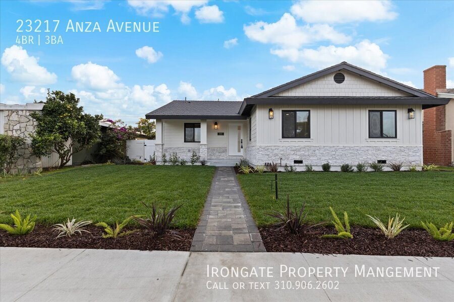 23217 Anza Ave in Torrance, CA - Building Photo