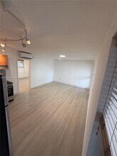 3071 SW 27th Ave in Miami, FL - Building Photo - Building Photo
