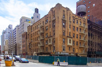 1065 3rd Ave in New York, NY - Building Photo - Building Photo