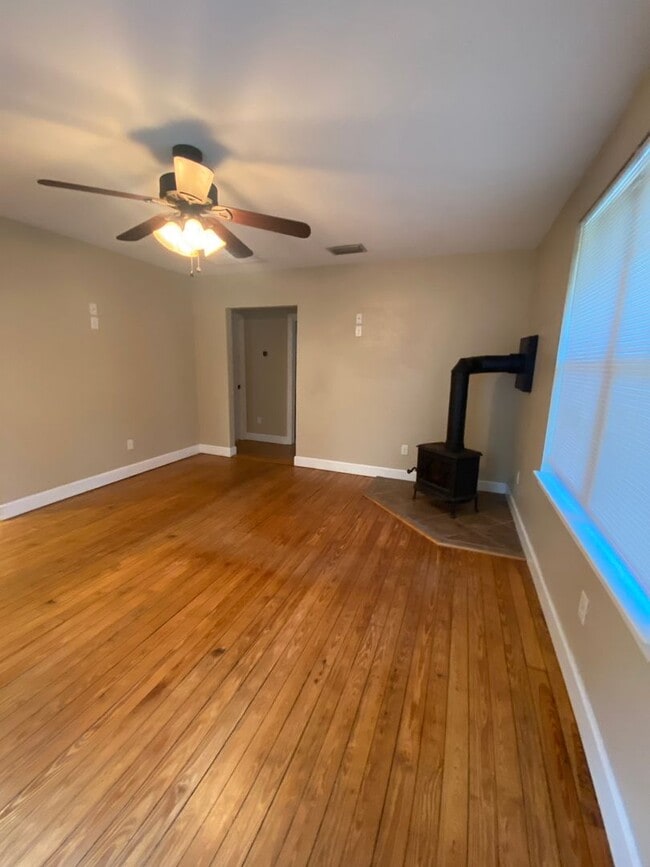 4030 SW 18th St in Gainesville, FL - Building Photo - Building Photo