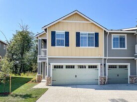 8726 E Gilman Ave in Arlington, WA - Building Photo