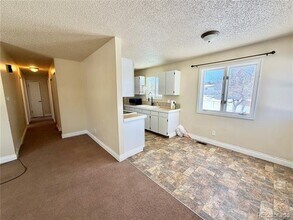 811 S Chestnut St in Elizabeth, CO - Building Photo - Building Photo