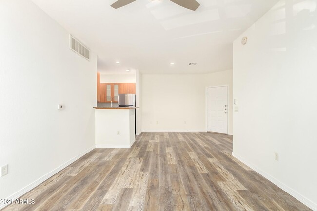 6900 E Princess Dr, Unit 2183 in Phoenix, AZ - Building Photo - Building Photo