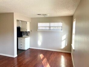2409 Utica Ave in Lubbock, TX - Building Photo - Building Photo