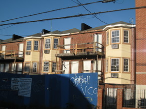 402-422 Shepherd Ave in Brooklyn, NY - Building Photo - Building Photo