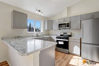 18727 Danny Dr in Anchorage, AK - Building Photo - Building Photo