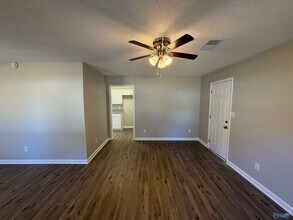 117 Lucille Dr SW in Decatur, AL - Building Photo - Building Photo