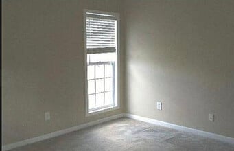 120 Woods Edge Dr in Jackson, TN - Building Photo - Building Photo