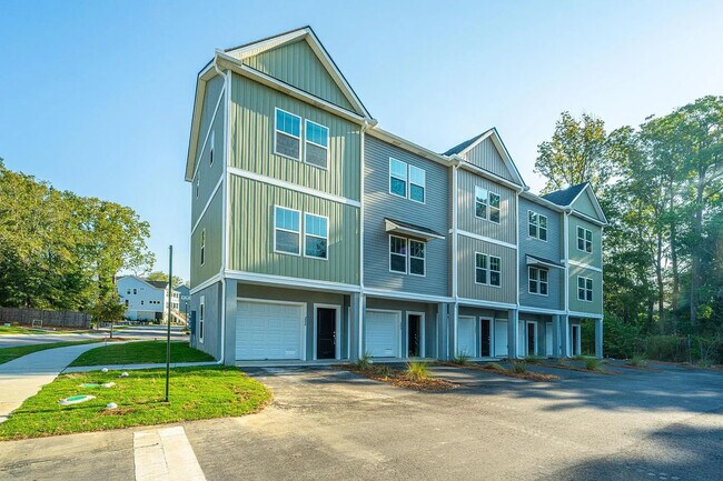 property at 200 Cache Ct
