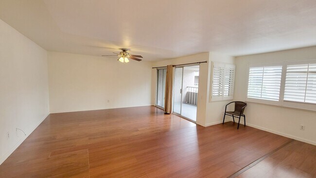6350 Caminito Salado in San Diego, CA - Building Photo - Building Photo