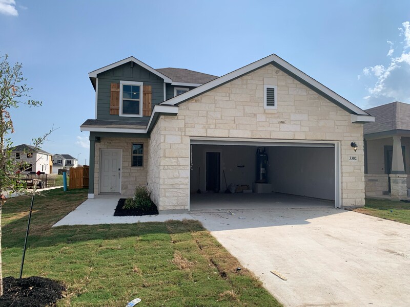 3302 Rancho Grande in San Antonio, TX - Building Photo