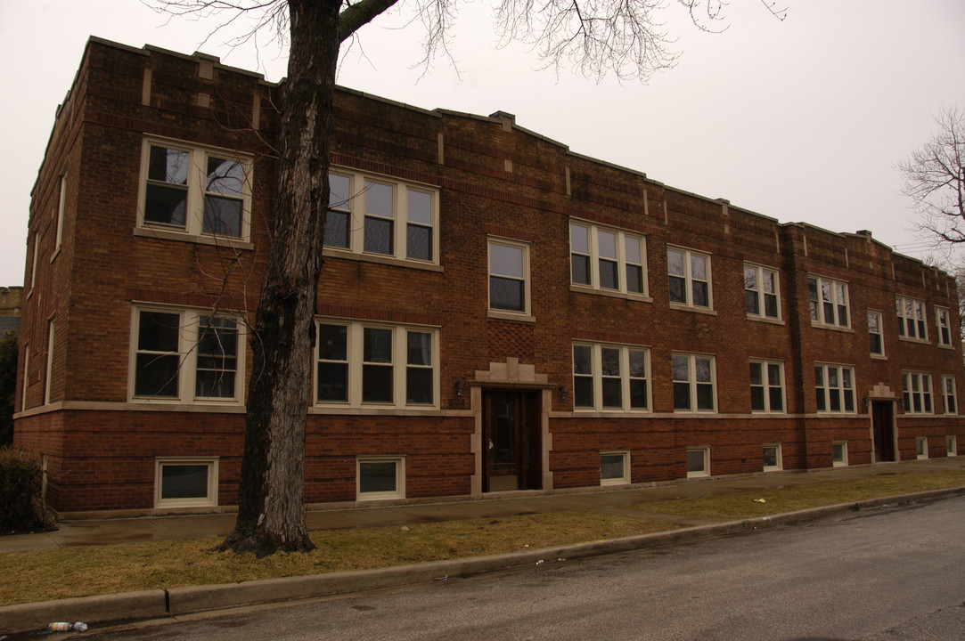 2935-2941 W Byron St in Chicago, IL - Foto de edificio