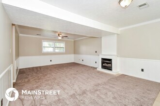 1042 Cristland Rd in Louisville, KY - Building Photo - Building Photo