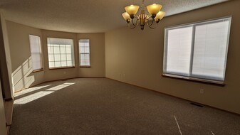 7255 Cotton Dr in Colorado Springs, CO - Building Photo - Building Photo