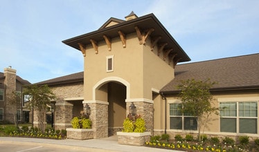 The Boulders On Fern in Shreveport, LA - Building Photo - Building Photo