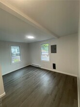 653 Jersey Ave in Greenwood Lake, NY - Building Photo - Building Photo
