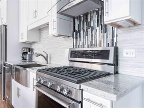 835 N Wells St in Chicago, IL - Building Photo - Building Photo