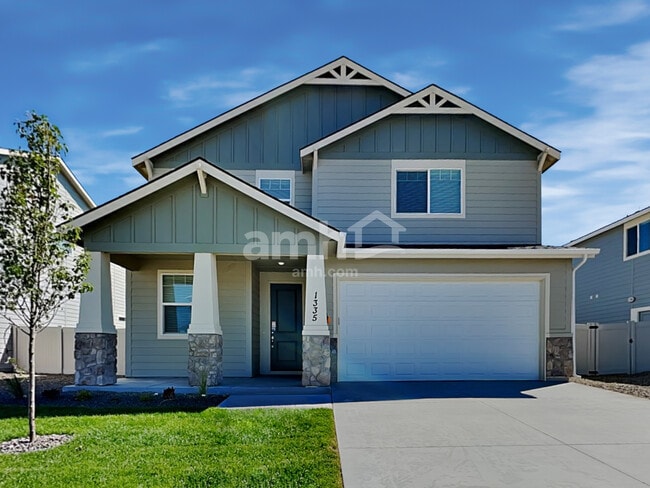 property at 1335 E Old Mesquite St
