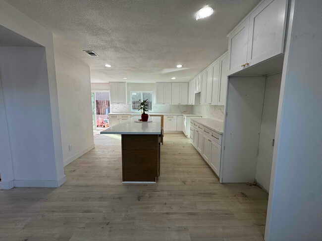 property at 1565 Joanne St