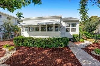 221 S Ocean Breeze in Lake Worth, FL - Building Photo - Building Photo