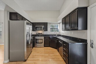 4909 Fiesta Lakes St in Las Vegas, NV - Building Photo - Building Photo