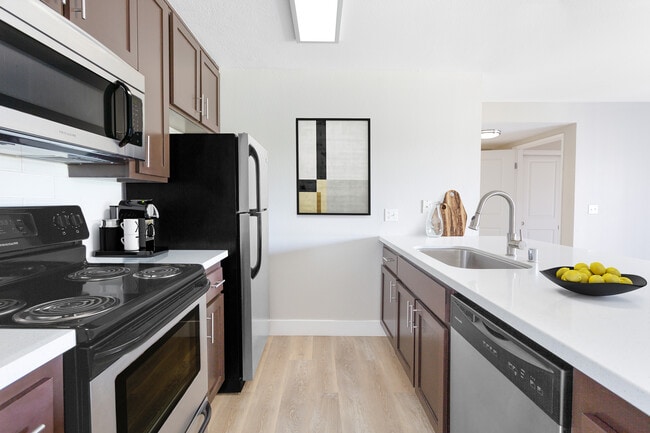 15Fifty5 in Walnut Creek, CA - Building Photo - Building Photo