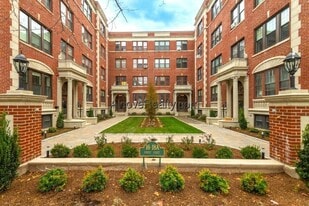 17a Forest St in Cambridge, MA - Building Photo