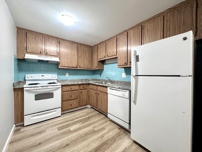 property at 8 Old Colony Ln