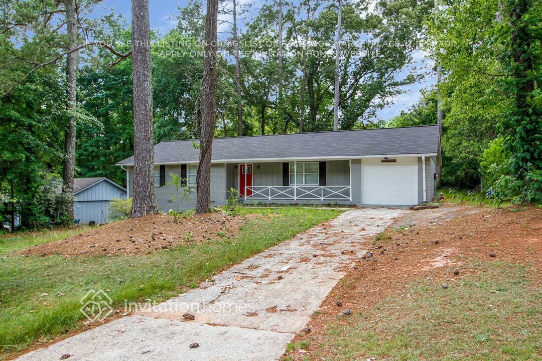 4560 Birch Ridge Trail in Stone Mountain, GA - Building Photo