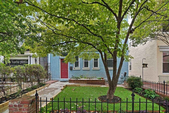 6 14th St NE in Washington, DC - Building Photo - Building Photo