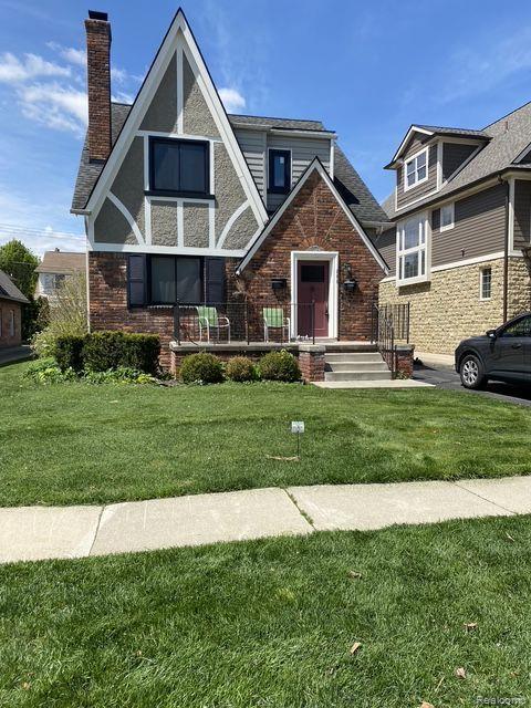property at 888 Chester St