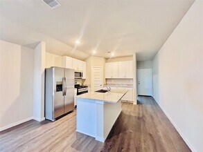 17327 Roxboro Rdg Ln in Crosby, TX - Building Photo - Building Photo