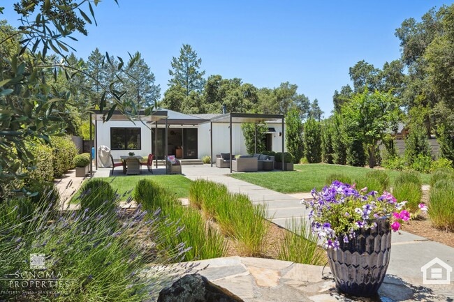 property at 282 Richards Blvd