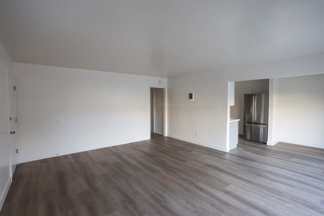 Bay Park Apartments