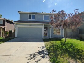 21534 E 40th Ave in Denver, CO - Building Photo