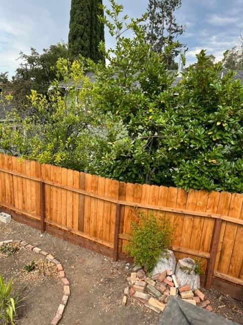 property at 3611 Harbor View Ave