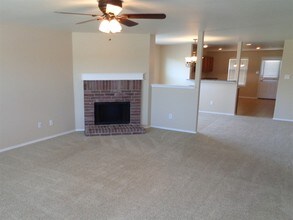 63 Lantana Dr in Rockwall, TX - Foto de edificio - Building Photo