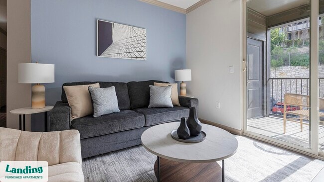 7602 Luskey Blvd in San Antonio, TX - Foto de edificio - Building Photo