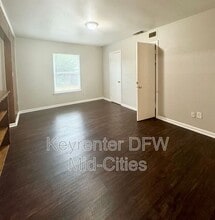1509 N O'Connor Rd in Irving, TX - Building Photo - Building Photo