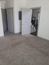 3601 Valley Vista Dr-Unit -101 in Hurst, TX - Building Photo - Building Photo