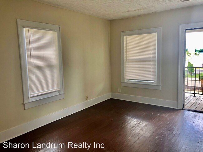 943 Central Ave in Louisville, KY - Building Photo - Building Photo