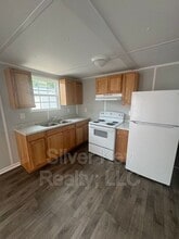 1004 S Jackson St in Athens, TN - Building Photo - Building Photo
