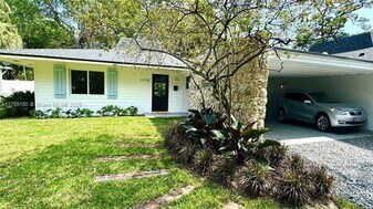 11775 SW 81st Rd in Miami, FL - Building Photo