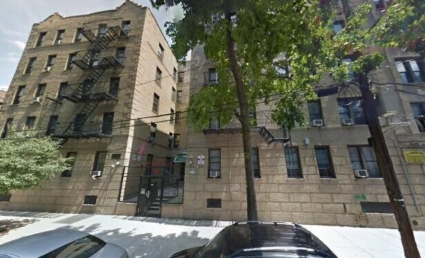 2810 Olinville Ave in Bronx, NY - Building Photo