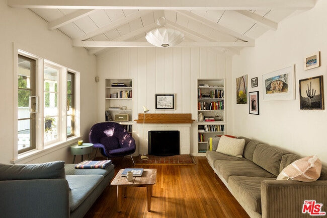 2146 Stanley Hills Dr in Los Angeles, CA - Building Photo - Building Photo