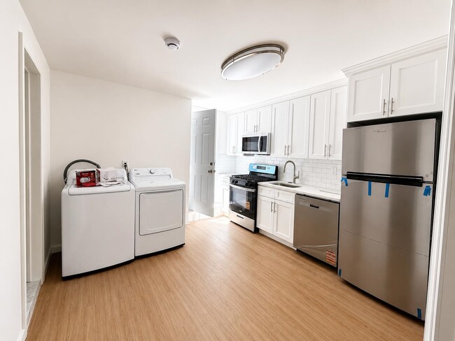 521 Mercer St in Jersey City, NJ - Building Photo - Building Photo
