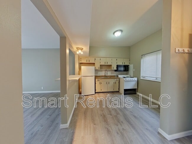 property at 4304 Fairview Ave